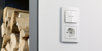 JUNG KNX Taster F 10 bei Elektro Harrasser GmbH in Irschenberg